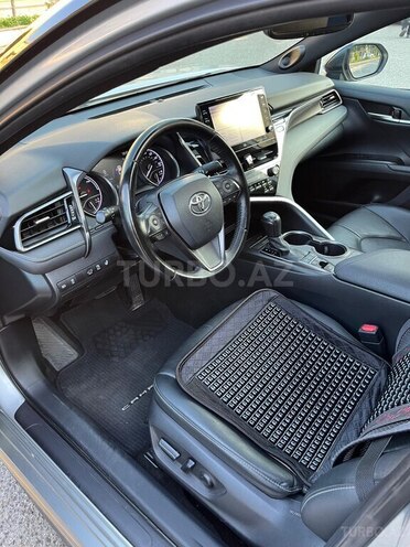 Toyota Camry-10