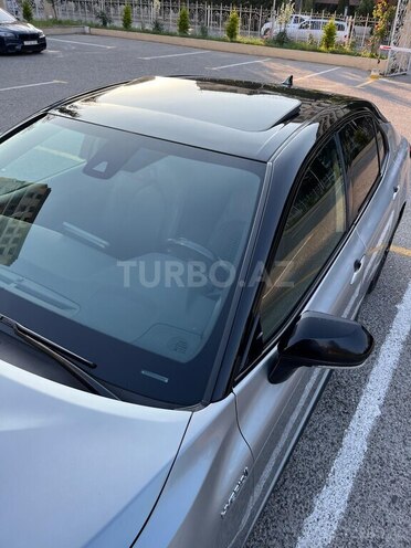Toyota Camry-9