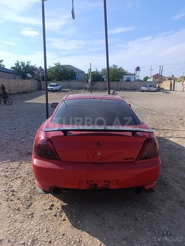 Hyundai Tiburon-4