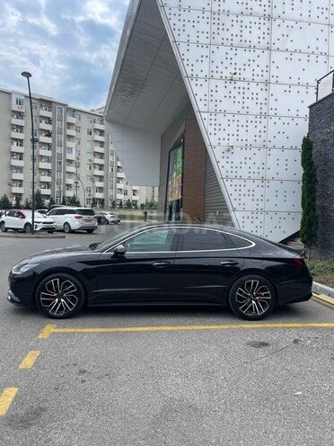 Hyundai Sonata-5