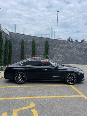 Hyundai Sonata-4