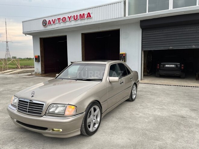 Mercedes C 230-7