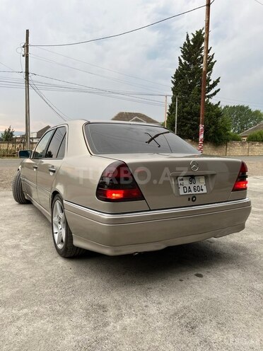 Mercedes C 230-10