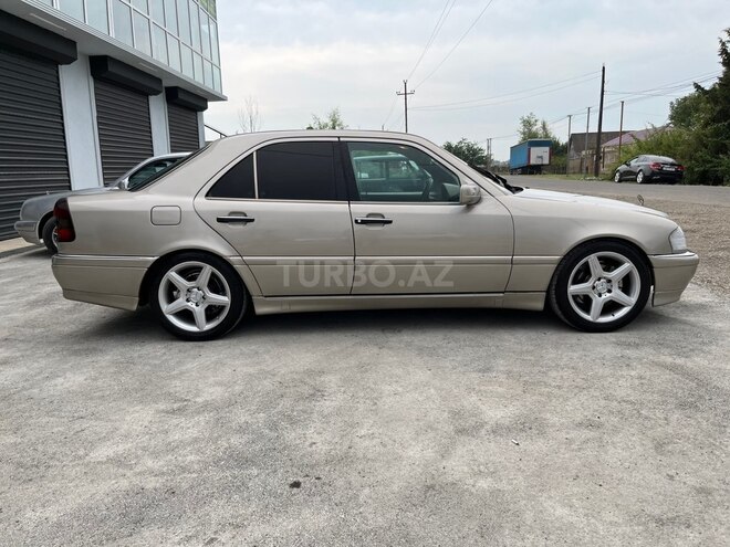 Mercedes C 230-9