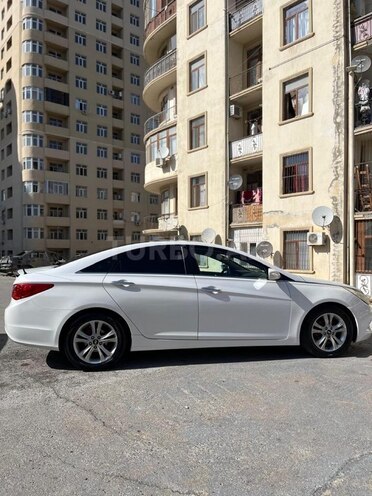 Hyundai Sonata-7