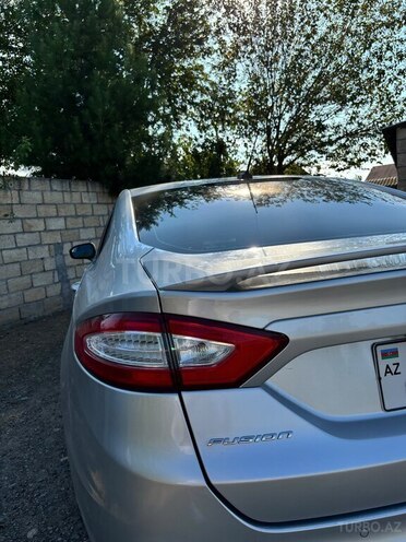 Ford Fusion (North America)-9