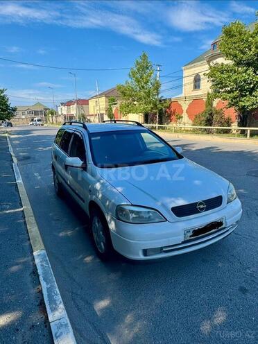 Opel Astra-2