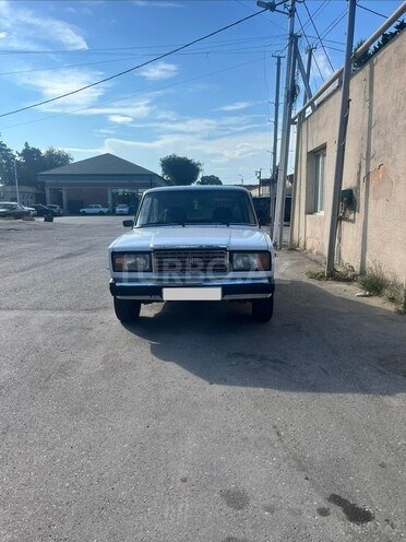 LADA (VAZ) 2107-1