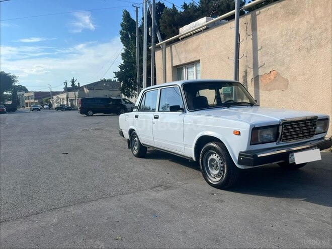 LADA (VAZ) 2107-3