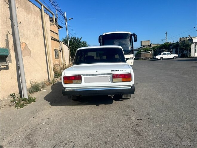 LADA (VAZ) 2107-4