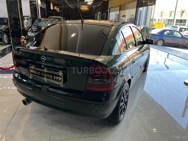 Opel Astra-11