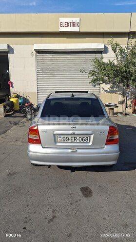 Opel Astra-8