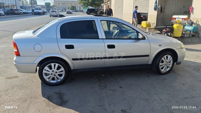 Opel Astra-9