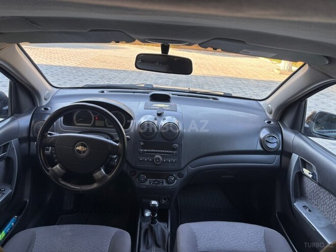 Chevrolet Aveo-9