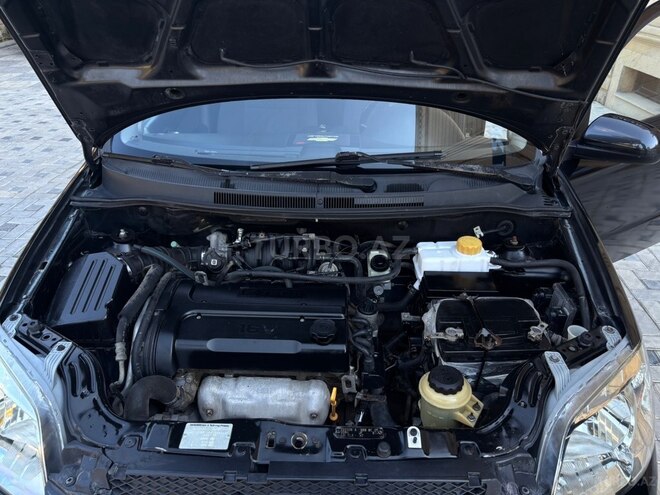 Chevrolet Aveo-15