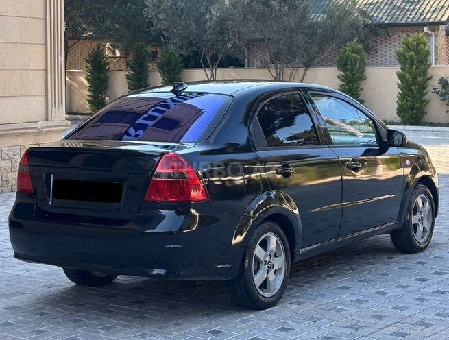 Chevrolet Aveo-6