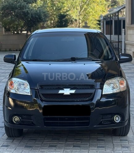 Chevrolet Aveo-3