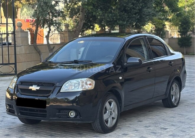 Chevrolet Aveo-12