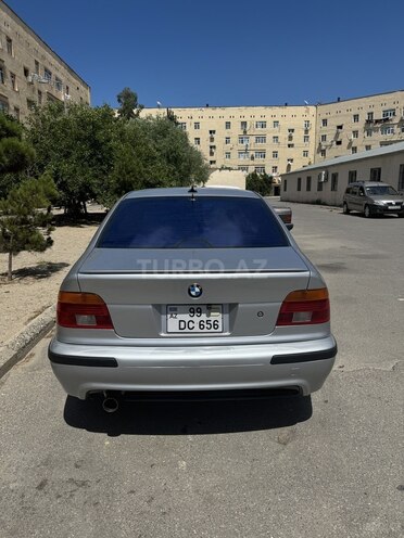 BMW 525-4