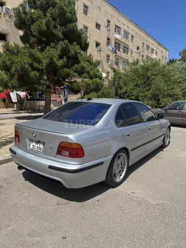 BMW 525-5