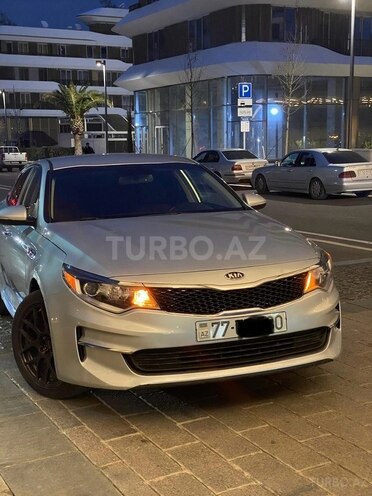 Kia Optima-5