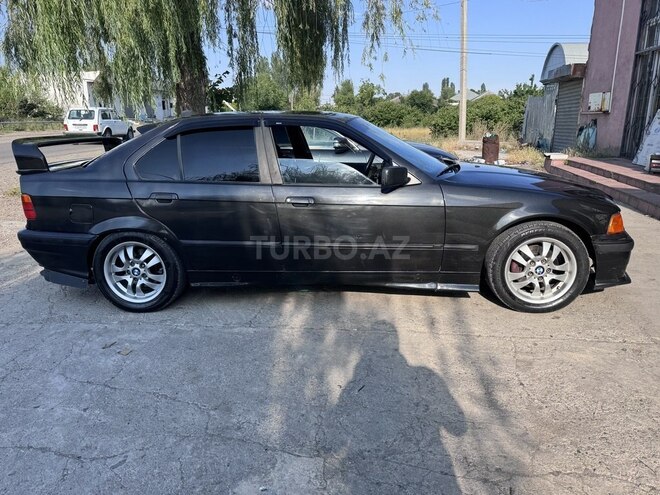 BMW 320-5