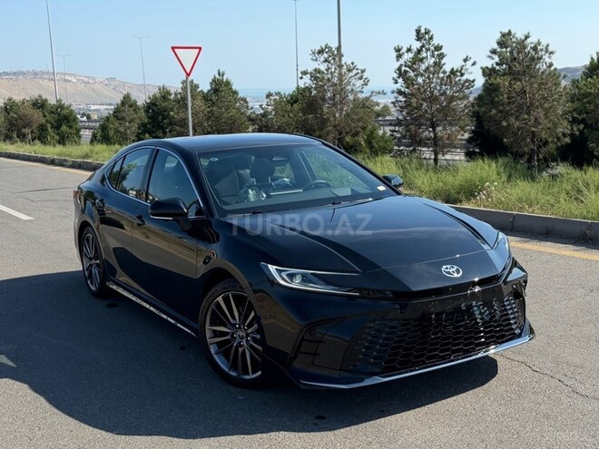 Toyota Camry-3