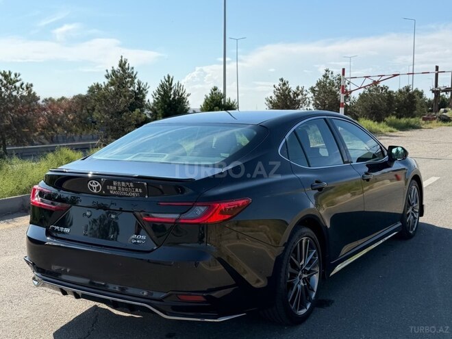 Toyota Camry-6