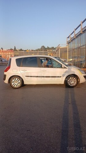Renault Scenic-3