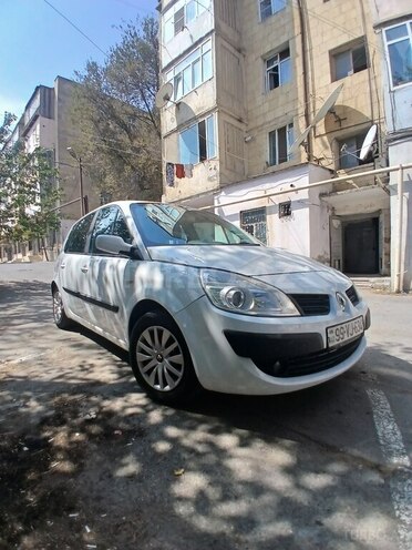 Renault Scenic-5
