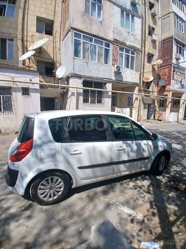 Renault Scenic-7
