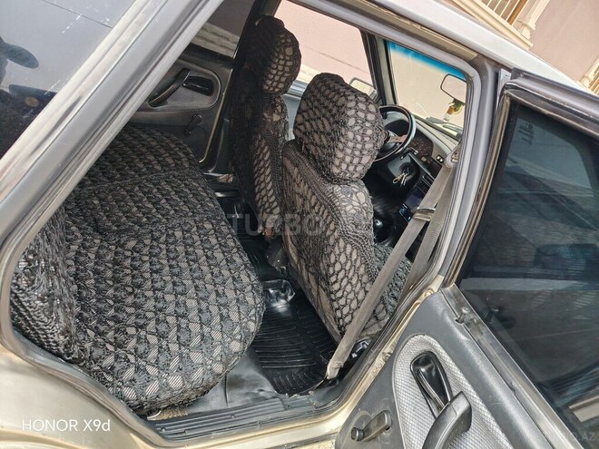 LADA (VAZ) 21099-8