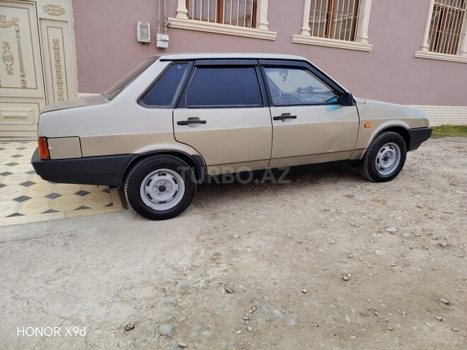 LADA (VAZ) 21099-15
