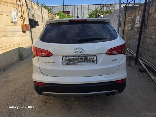 Hyundai Santa Fe-4
