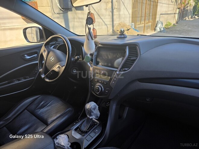 Hyundai Santa Fe-11