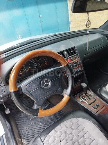 Mercedes C 180-3