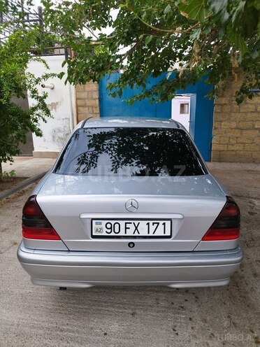 Mercedes C 180-2