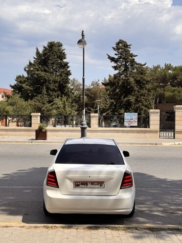 Daewoo Gentra-5
