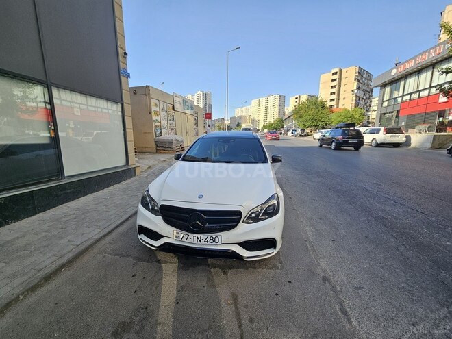 Mercedes E 250-1