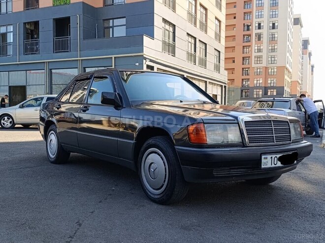 Mercedes 190-3