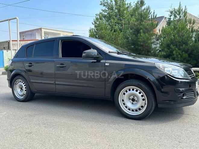 Opel Astra-2