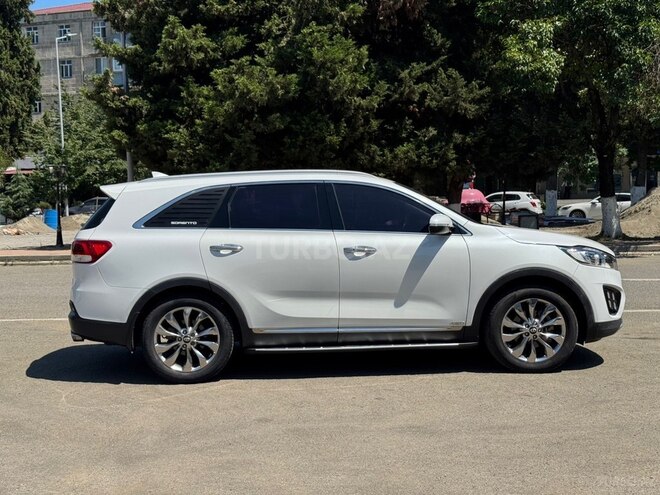 Kia Sorento-7