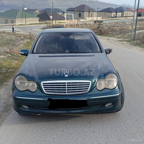 Mercedes C 200-1