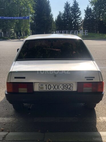 LADA (VAZ) 21099-2