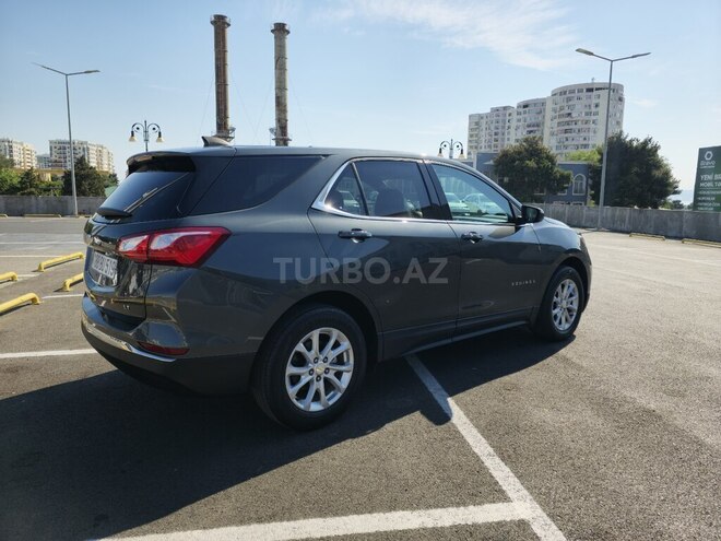 Chevrolet Equinox-7