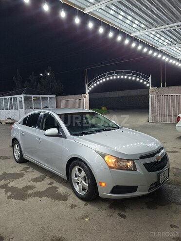 Chevrolet Cruze-1