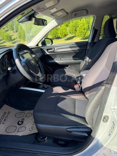 Toyota Corolla Fielder-6