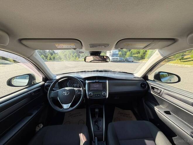 Toyota Corolla Fielder-8