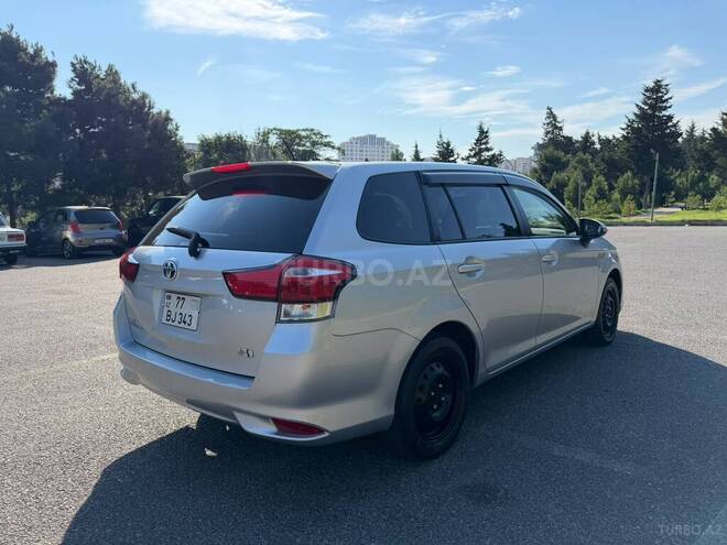 Toyota Corolla Fielder-19