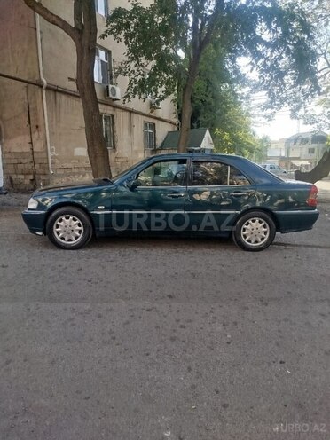 Mercedes C 180-5